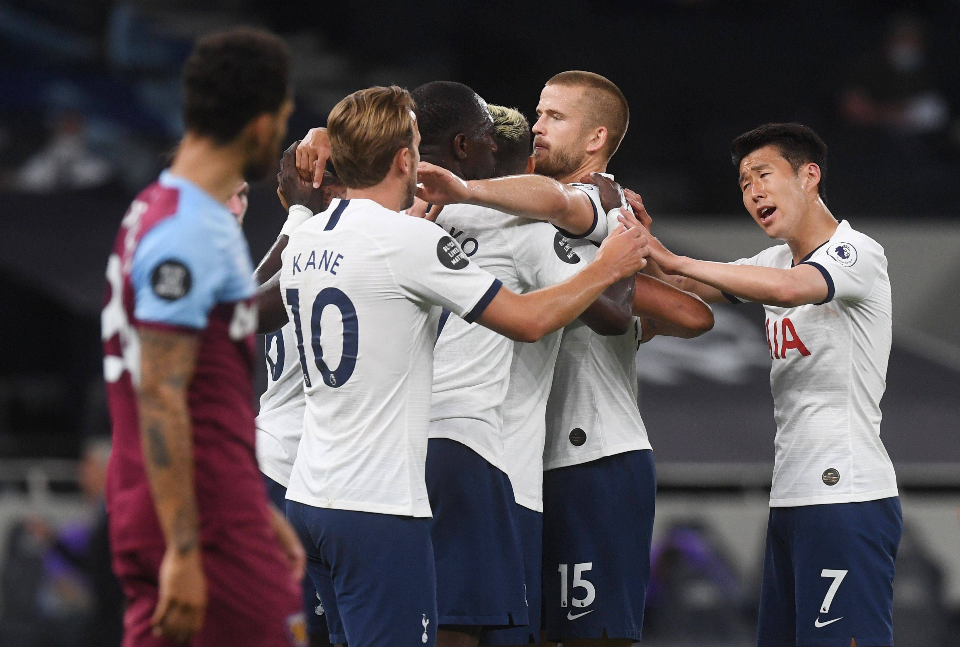 场上判罚时 场上判罚时