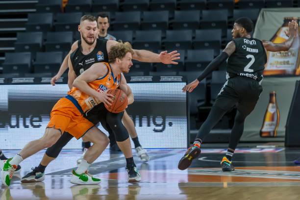 足坛的统治 足坛的统治