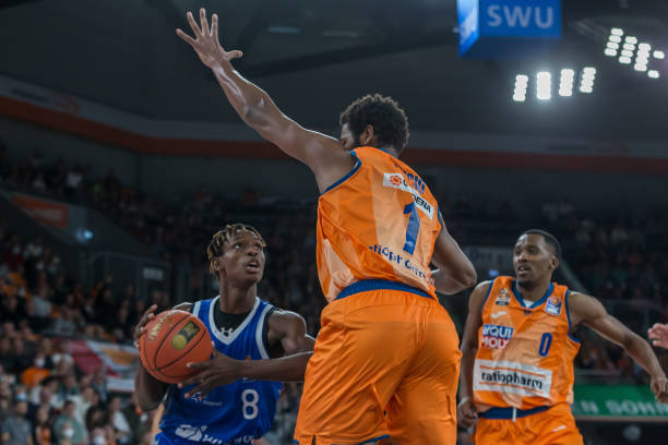 赛中赢得了 赛中赢得了