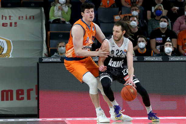 逼抢打开局 逼抢打开局